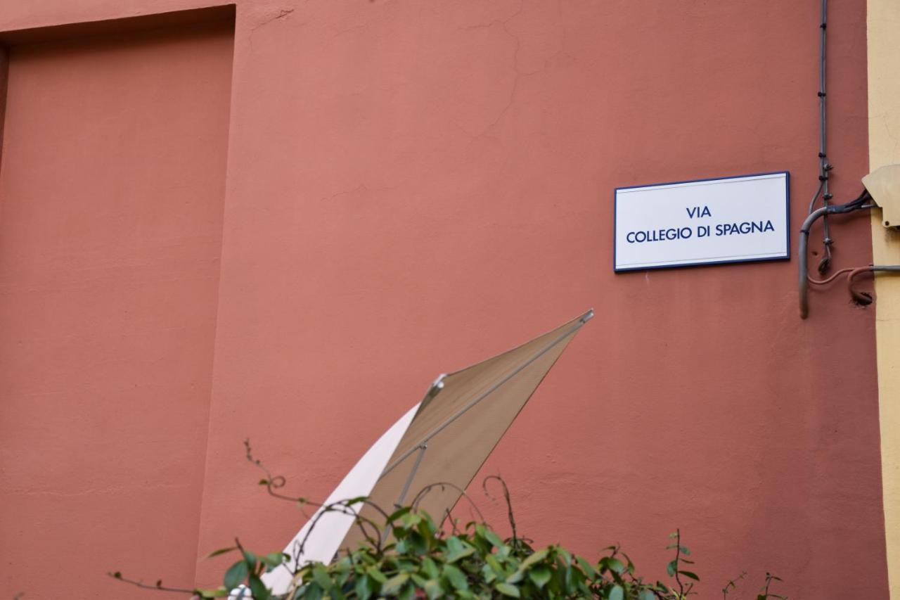 Collegio Di Spagna 13 Болонья Экстерьер фото