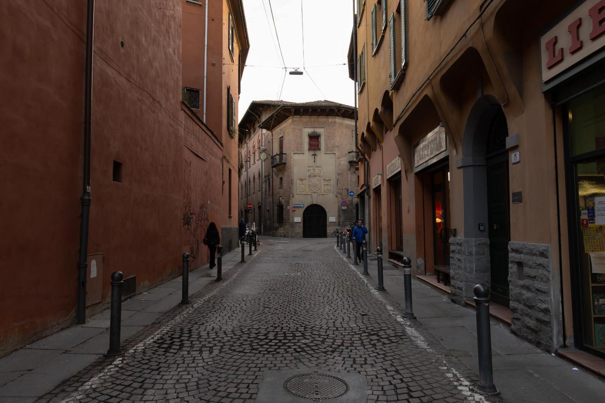Collegio Di Spagna 13 Болонья Экстерьер фото